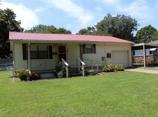 607 N G St, Eufaula, OK 74432