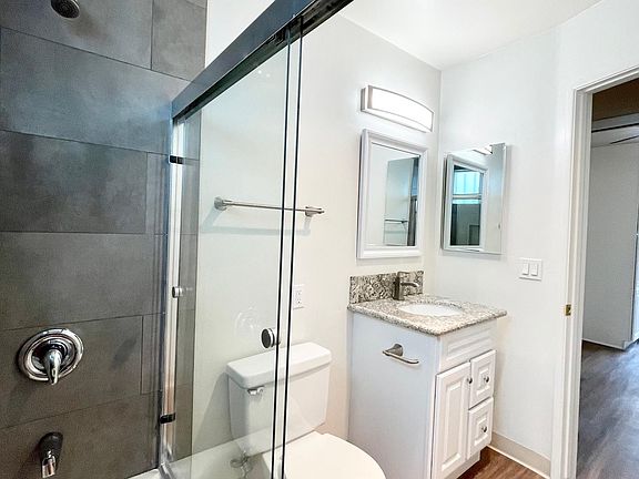 4th image of 1819 Chalcedony St #2