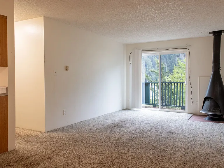 Big Horn Apartments — Photo 23