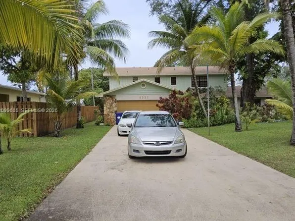 6337 SW 32nd St, Miramar, FL 33023