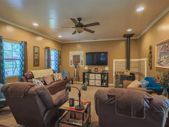 309 Tejas Trl, Springtown, TX 76082