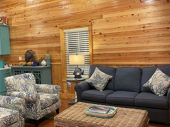 4th image of 1871 E Perimeter Rd SE