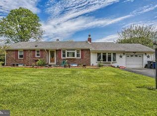 297 Old Stone House Rd S, Mechanicsburg, PA 17055