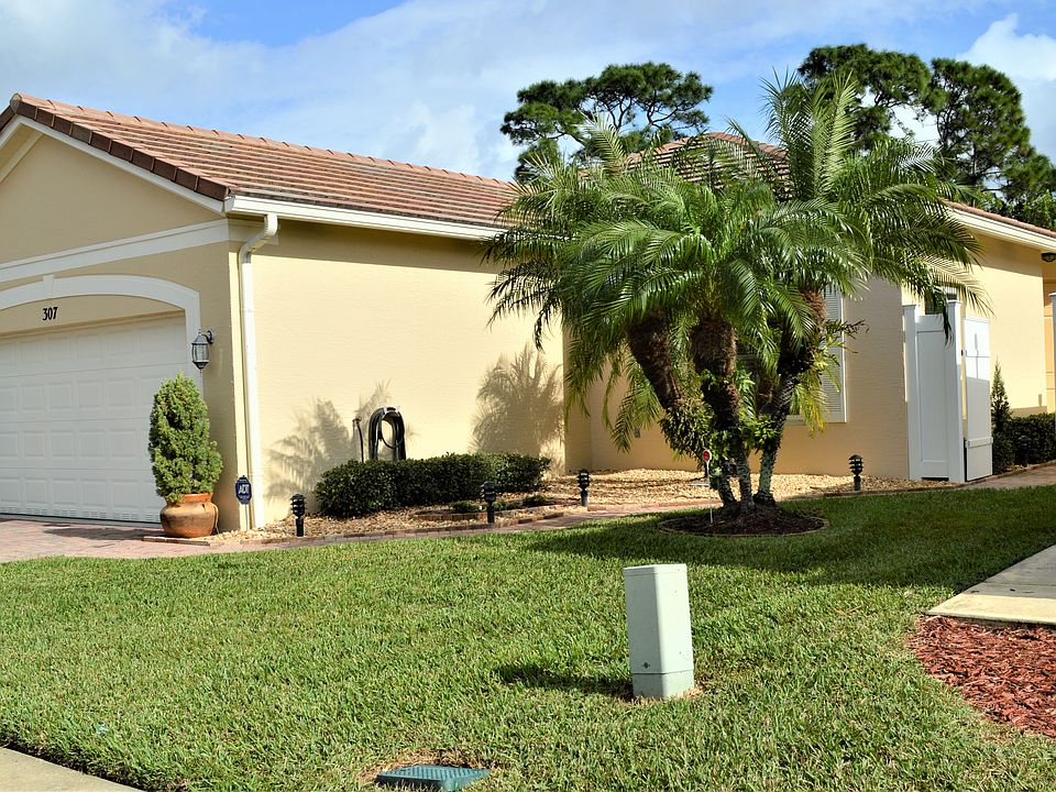 1st image of 307 SW Tomoka Springs Dr