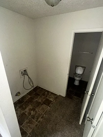 Seven Oaks — Photo 12