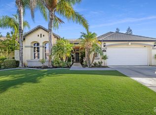 10300 Seneca Falls Ave, Bakersfield, CA 93312