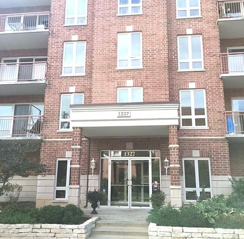 1st image of 1327 E Washington St Unit 306