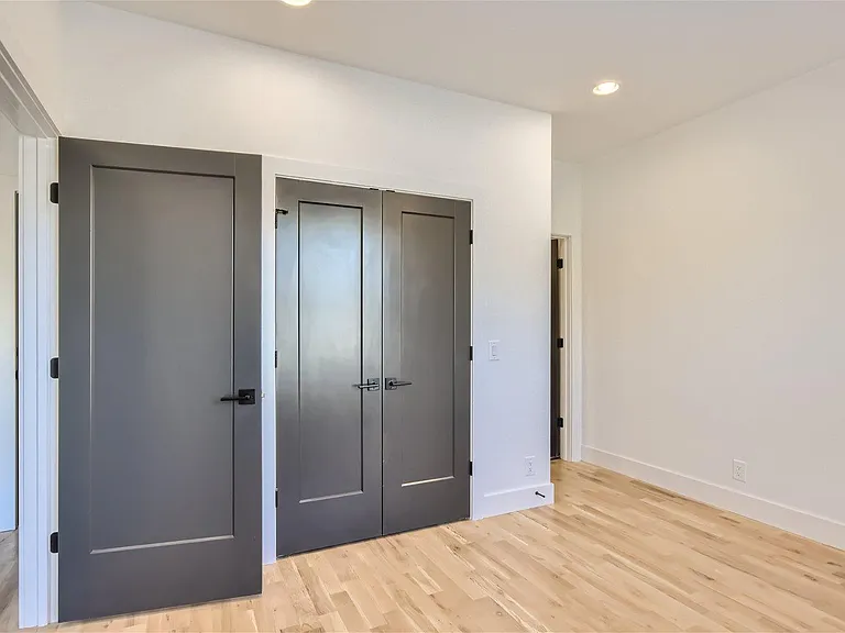 401 Serenity Ln — Photo 19