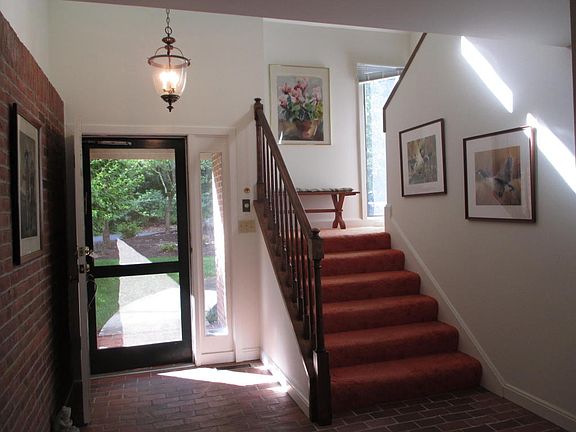 2nd image of 83 Deepwood Ln