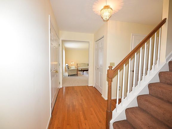 2nd image of 2626 Montchateau Dr