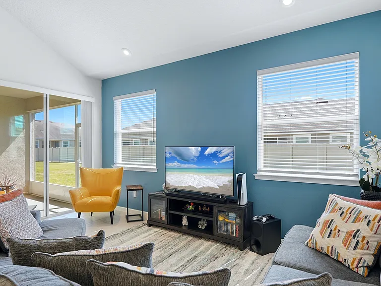 5710 Silverbridge Trl — Photo 6