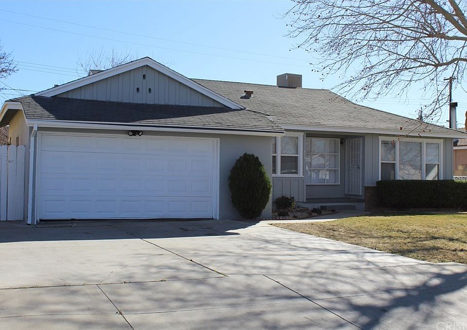 1st image of 828 W Avenue J9