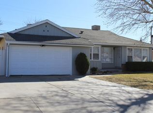 828 W Avenue J9, Lancaster, CA