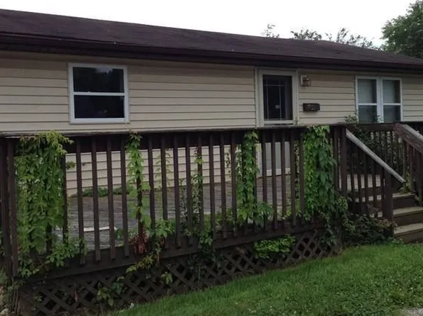 408 W 7th St, Manchester, OH 45144