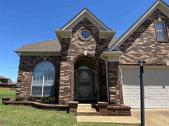 2nd image of 4984 Grand Pines Dr