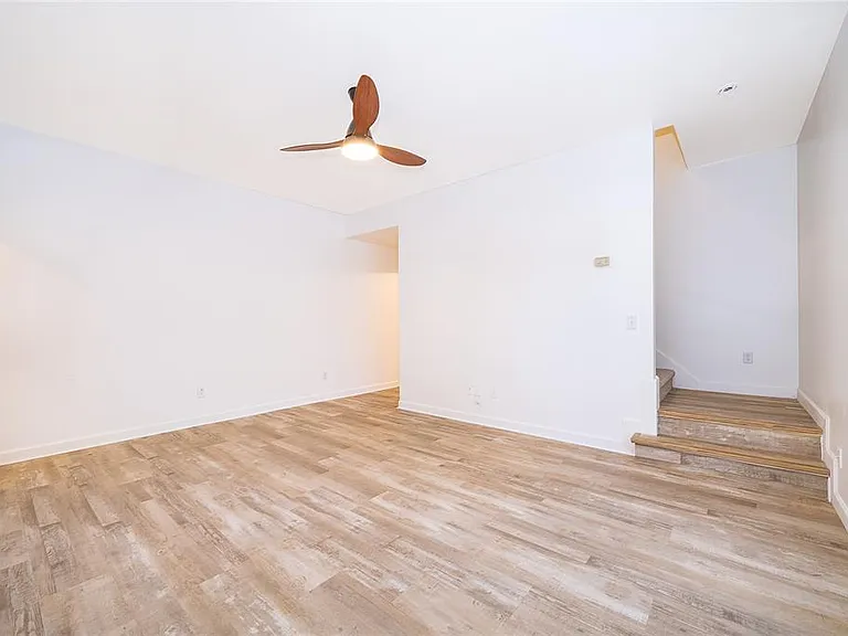 224 Emory Pl — Photo 11