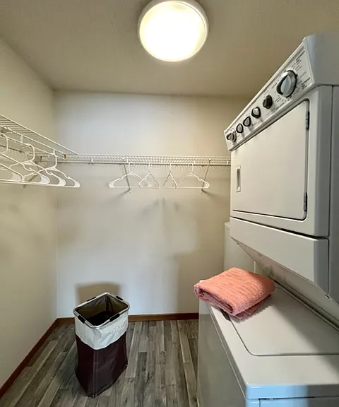 Washer/Dryer in Ash Floorplan