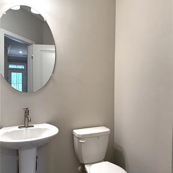 1468 Edgebrook Ct NE — Photo 12