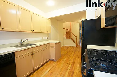 Rented by Link NY Realty