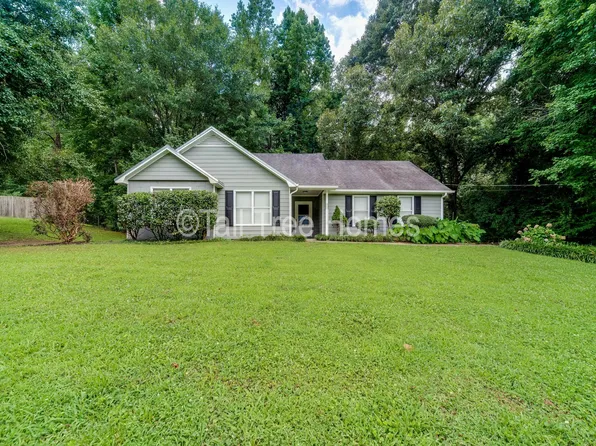 15 Peachtree Way, Newnan, GA 30265