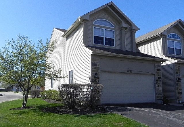 1st image of 1860 Maplewood Ct