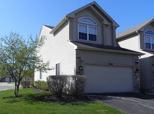 1860 Maplewood Ct, Grayslake, IL 60030