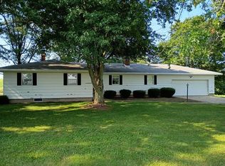 5760 Fox Lake Rd, Smithville, OH 44677