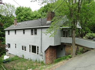 271 Wayne St, Troy, NY 12180