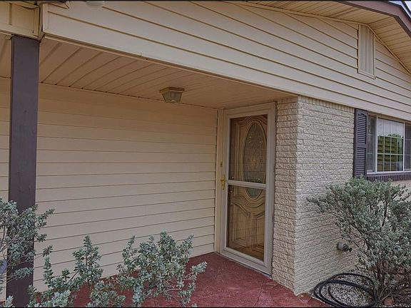3rd image of 9524 Blue Wing Dr