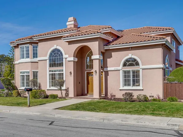 21031 Hazelbrook Dr, Cupertino, CA 95014