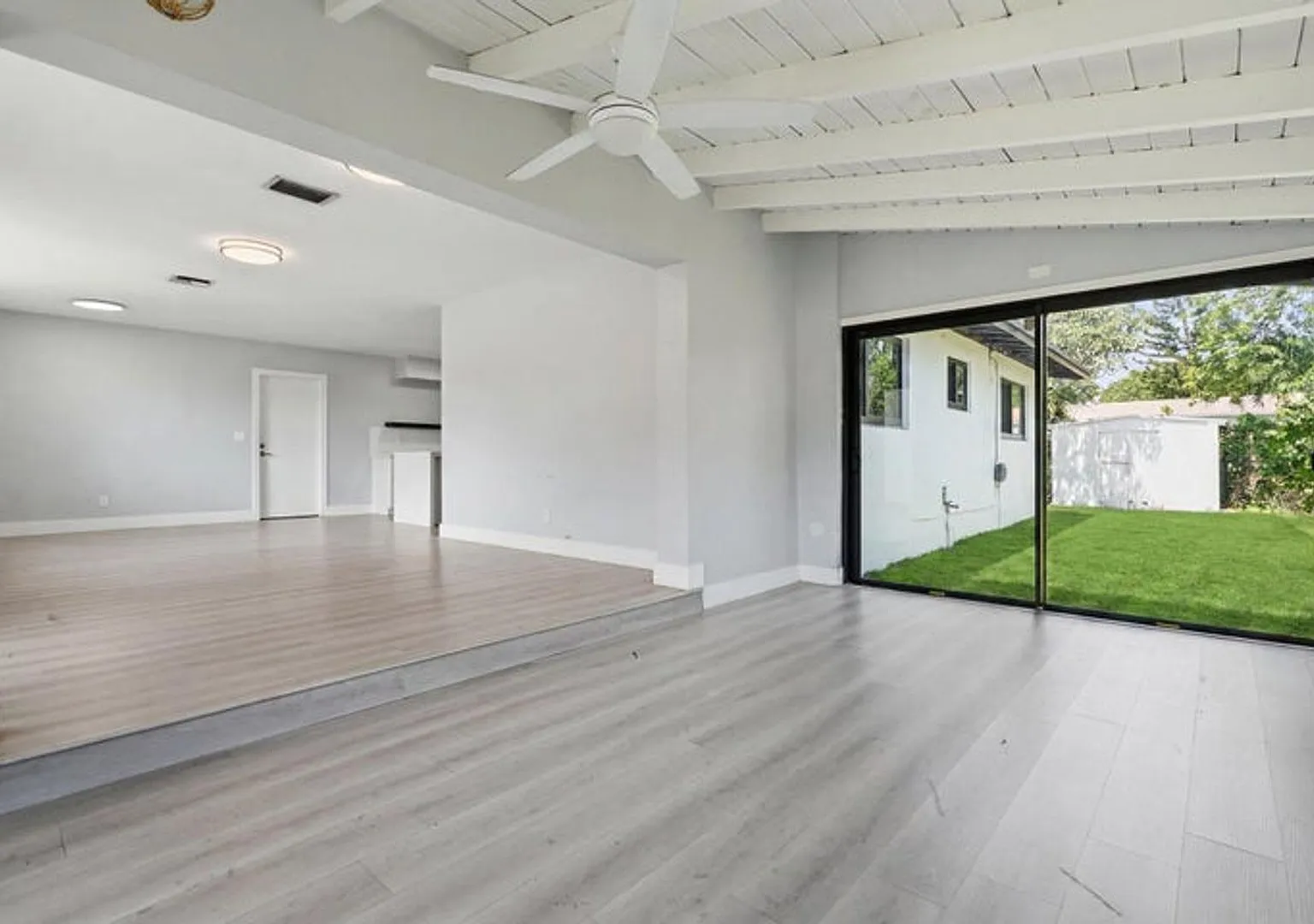 21341 NE 25th Court, Miami, FL 33180 - 1039 — Photo 4