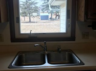 926 9th St, Sibley, IA 51249