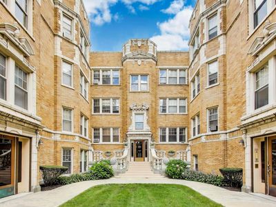 243 Washington Blvd APT 3A, Oak Park, IL, 60302