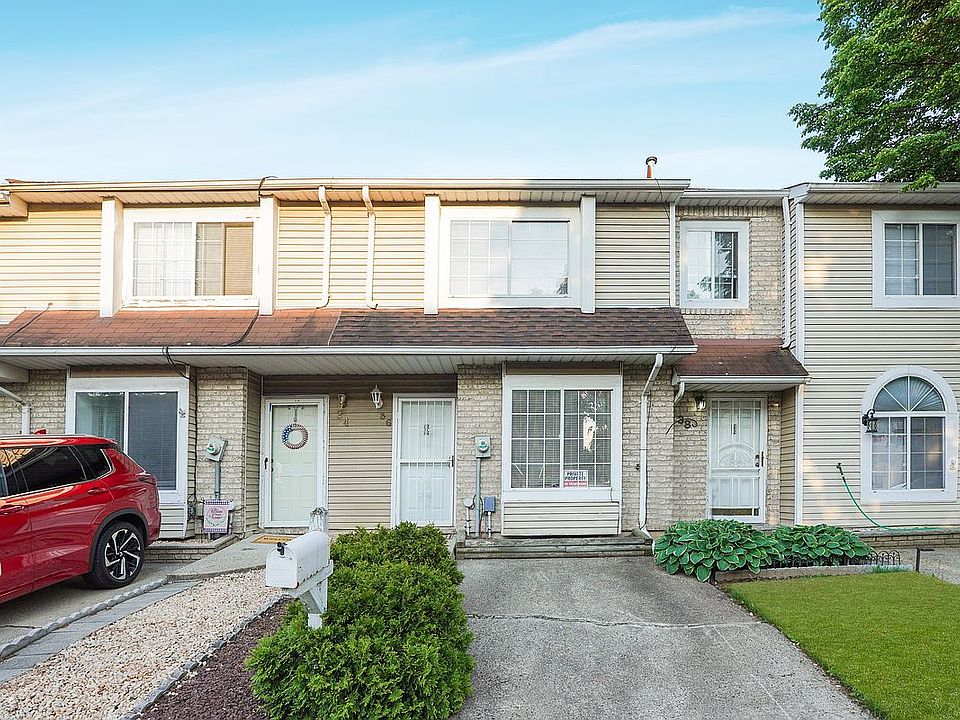 1st image of 36 Eleanor St