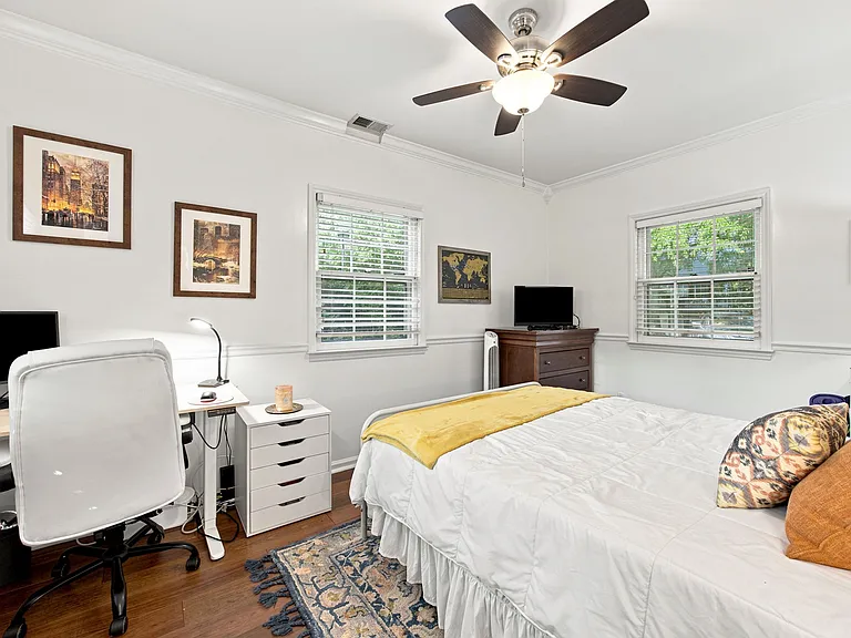 3200 Selwyn Farms Ln #1 — Photo 18