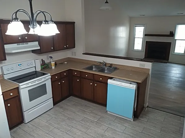 127 Twin Wood Dr, Havelock, NC 28532