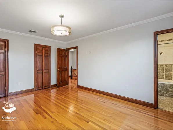 68-48 Juno Street image 24 of 46