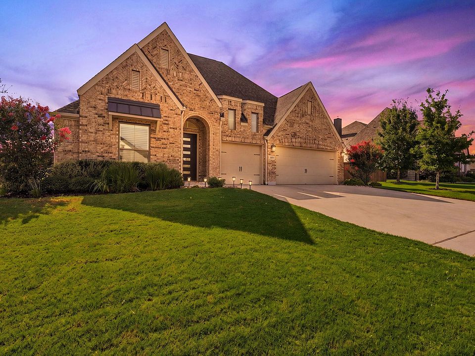1st image of 475 Desert Willow Way
