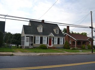412 Florence Ave, Waynesboro, VA 22980
