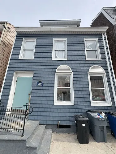 209 Cattell St #1F Photo 1