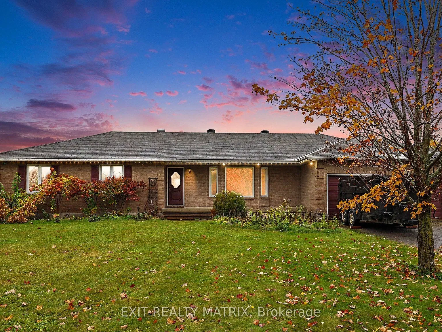 3 bed, $3,200 — Photo 1