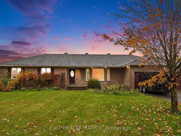 2380 Yorks Corners Rd, Ottawa, ON K0A 1V0