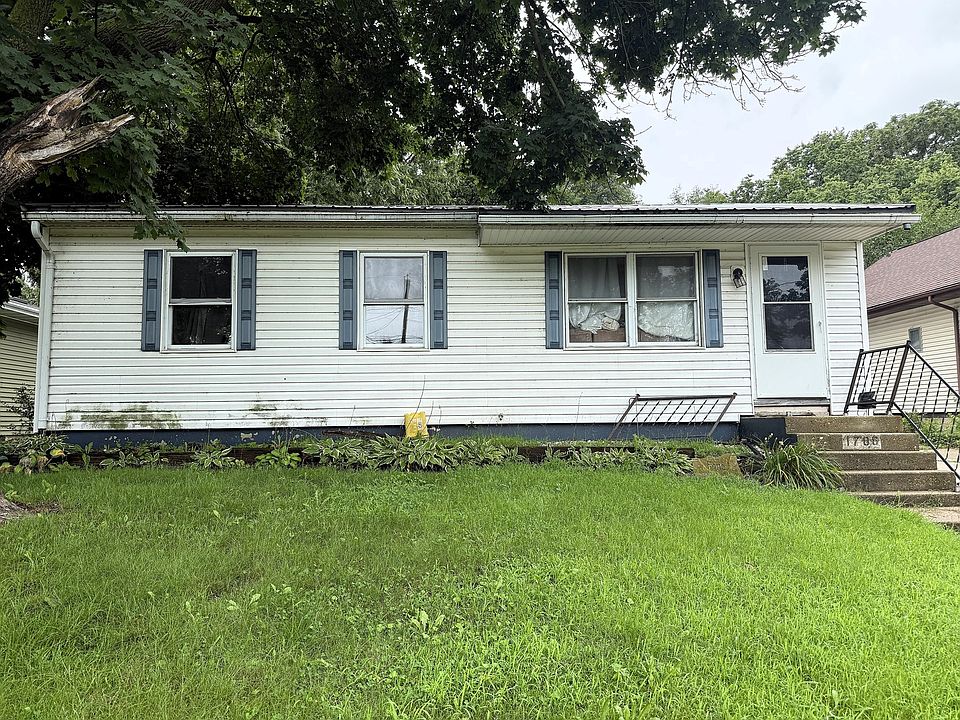 1st image of 1706 W 1st St