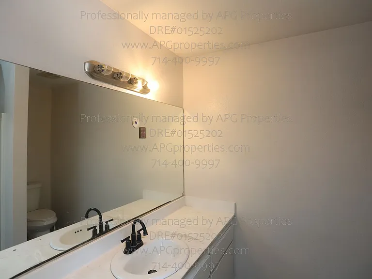 21525 Pioneer Blvd #B — Photo 26