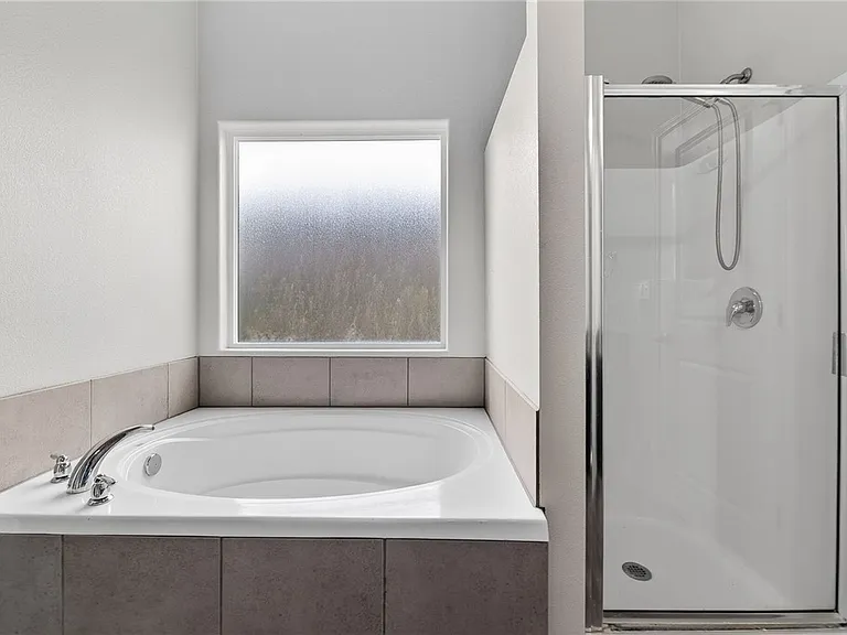 2126 Oso Bay Preserve Dr — Photo 11
