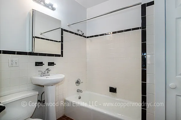 Rented by Copperwood Real Estate | media 13