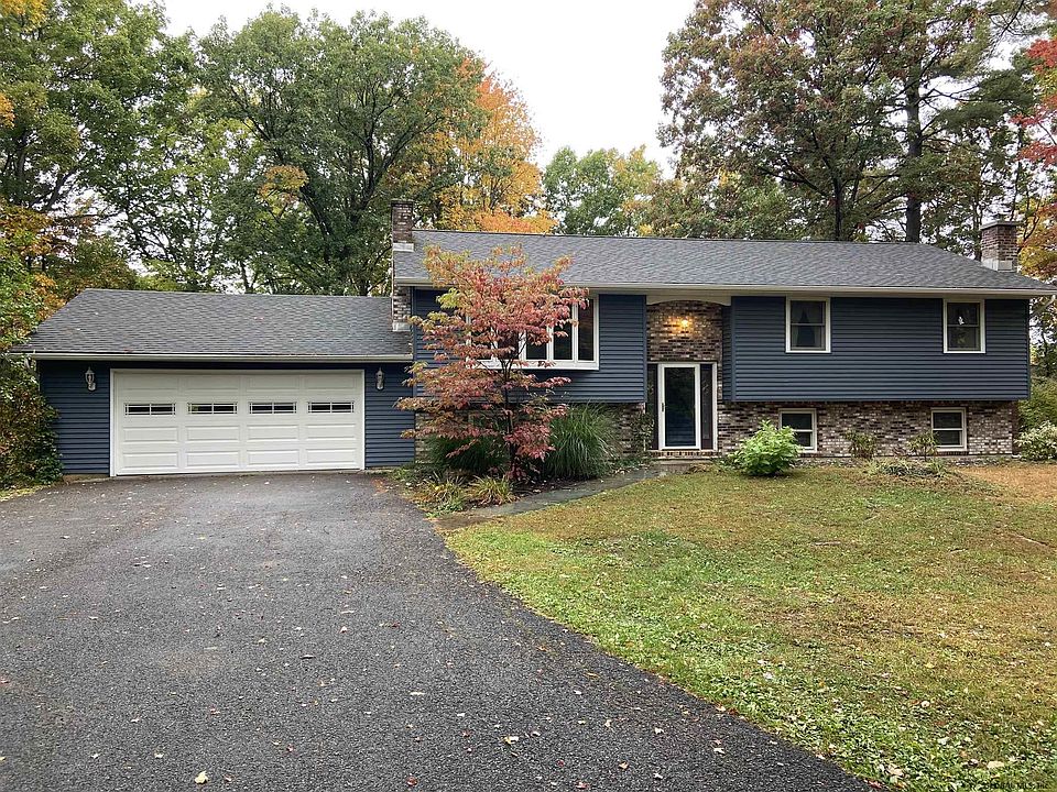 1st image of 18 Carl Ave