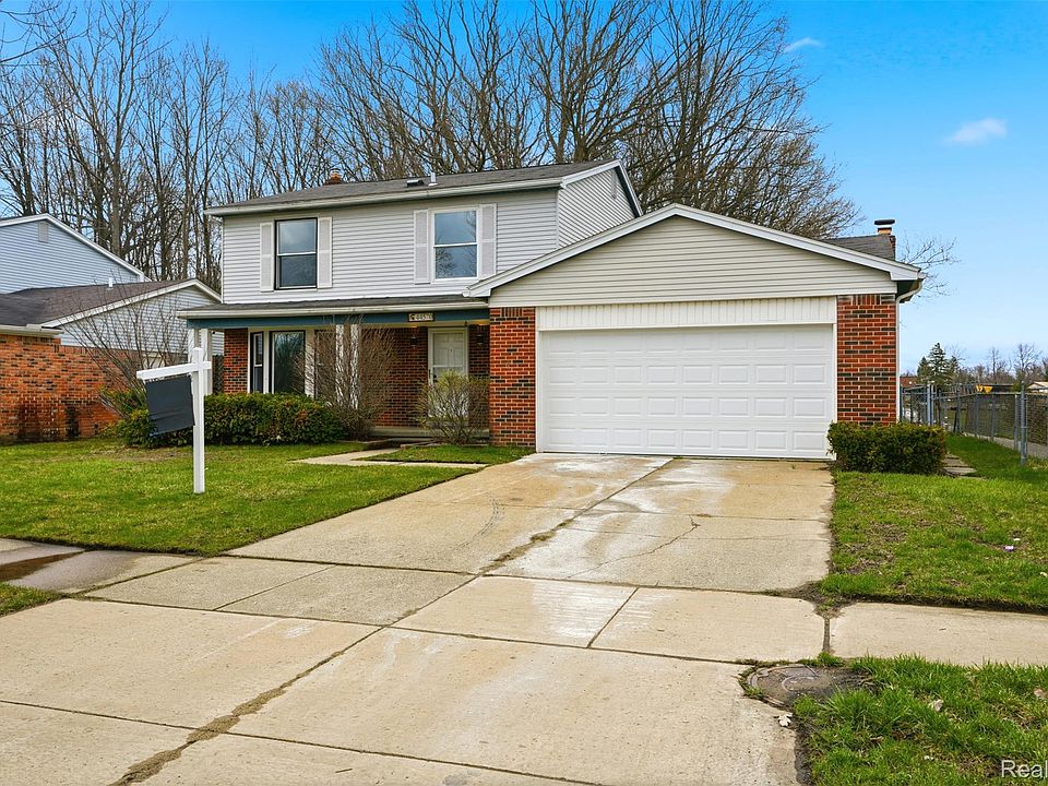 1st image of 44570 Tillotson Dr