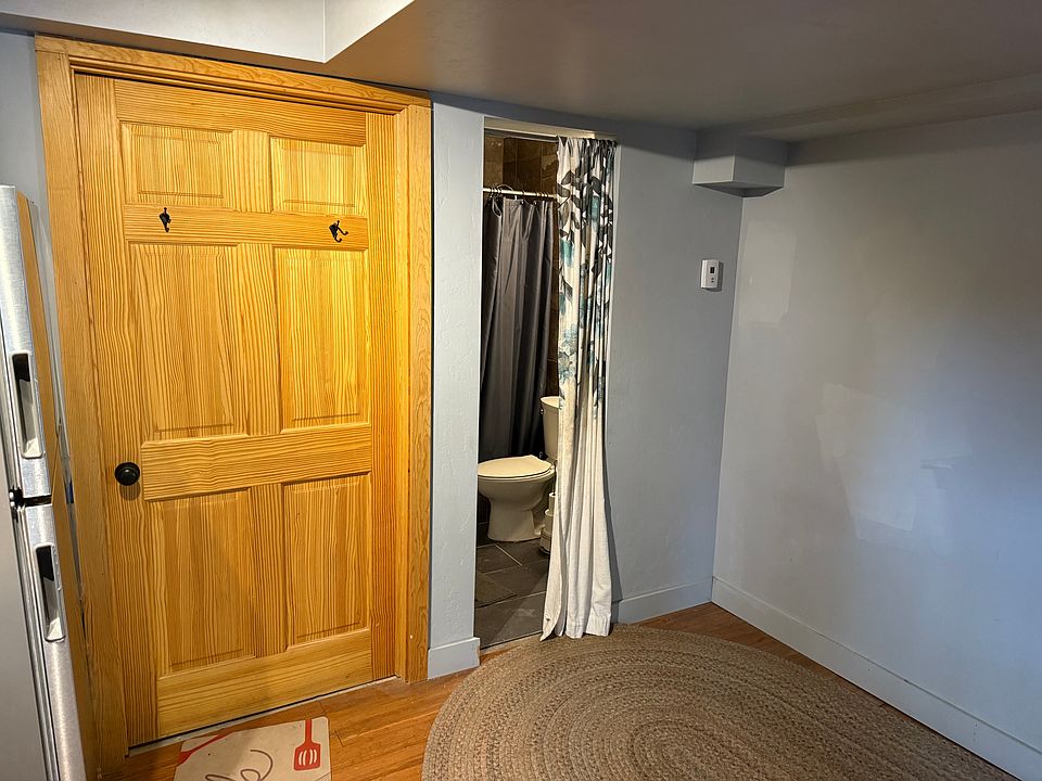 1st image of 180 Timberlane Cir