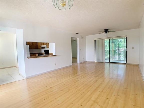 5th image of 11309 Royal Palm Blvd #0